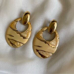 Vintage Gold and Cream Swirl Drop Earrings